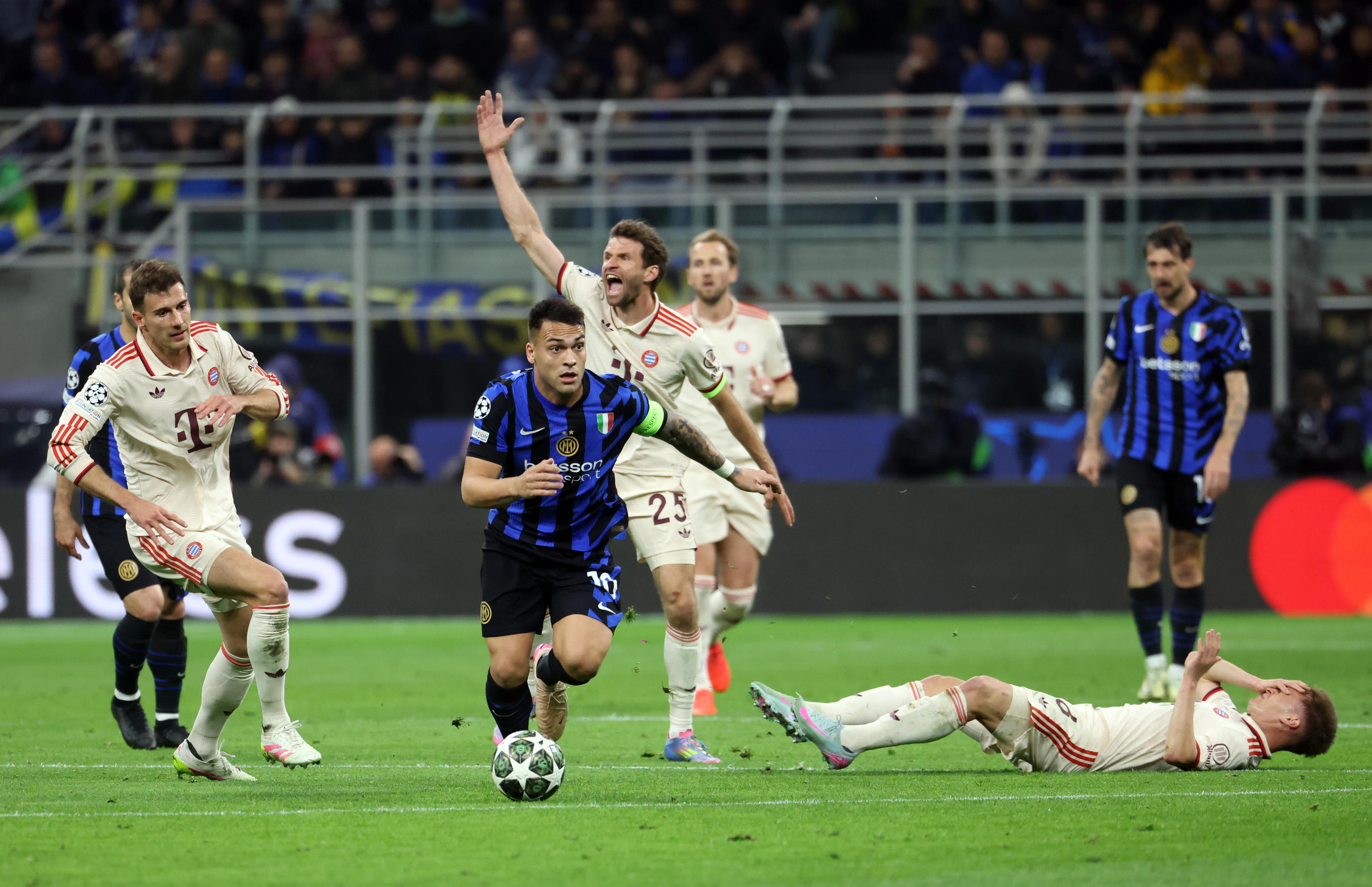 主场作战国际米兰取胜，球队士气达到顶峰